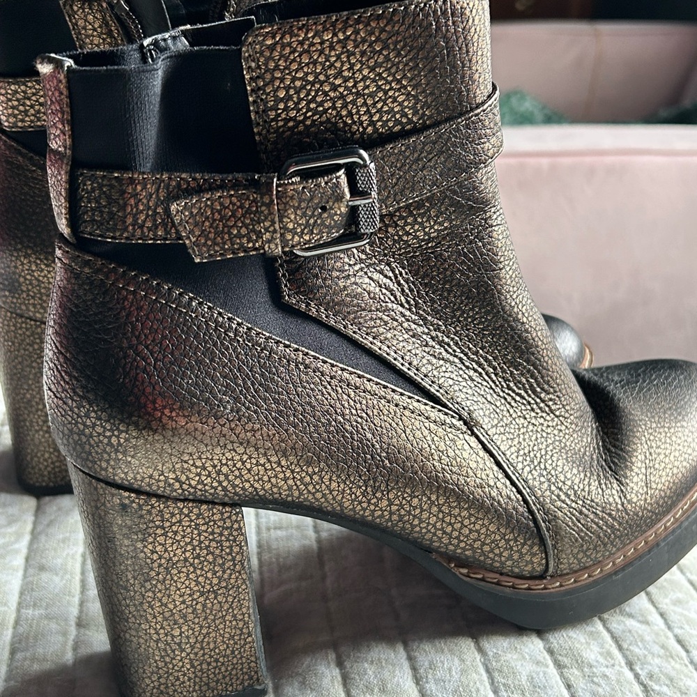 Naturalizer Bronze Ankle Boots